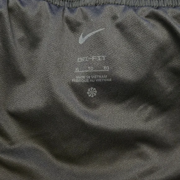 Nike Tempo Dri-Fit Running Shorts - Picture 6 of 10